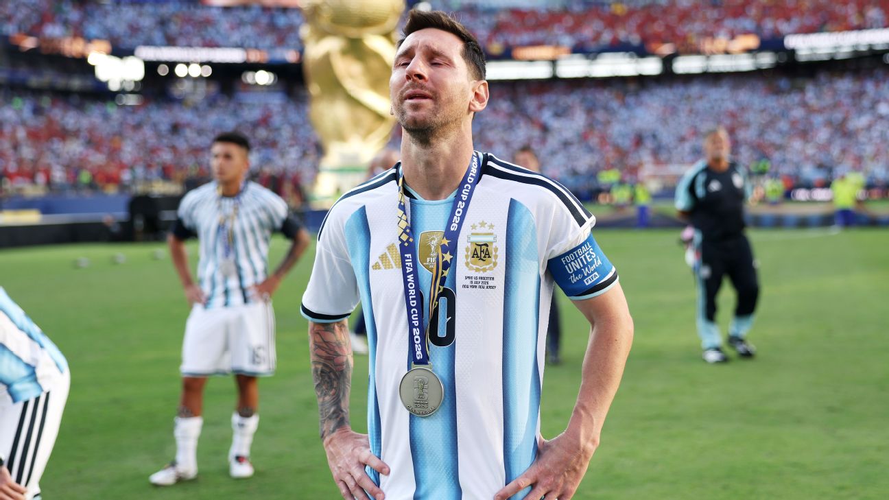 梅西含泪告别世界杯决赛 阿根廷负西班牙前景未明